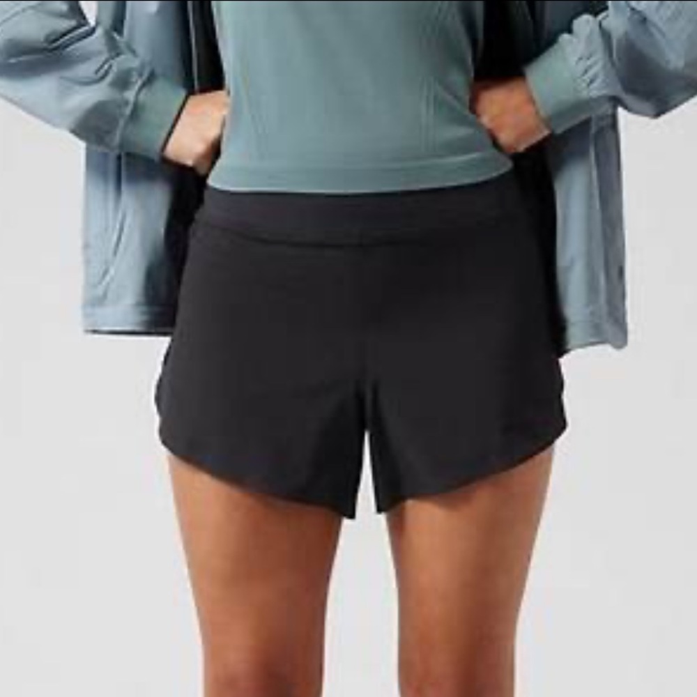 Athleta - Run with it 3.5” short